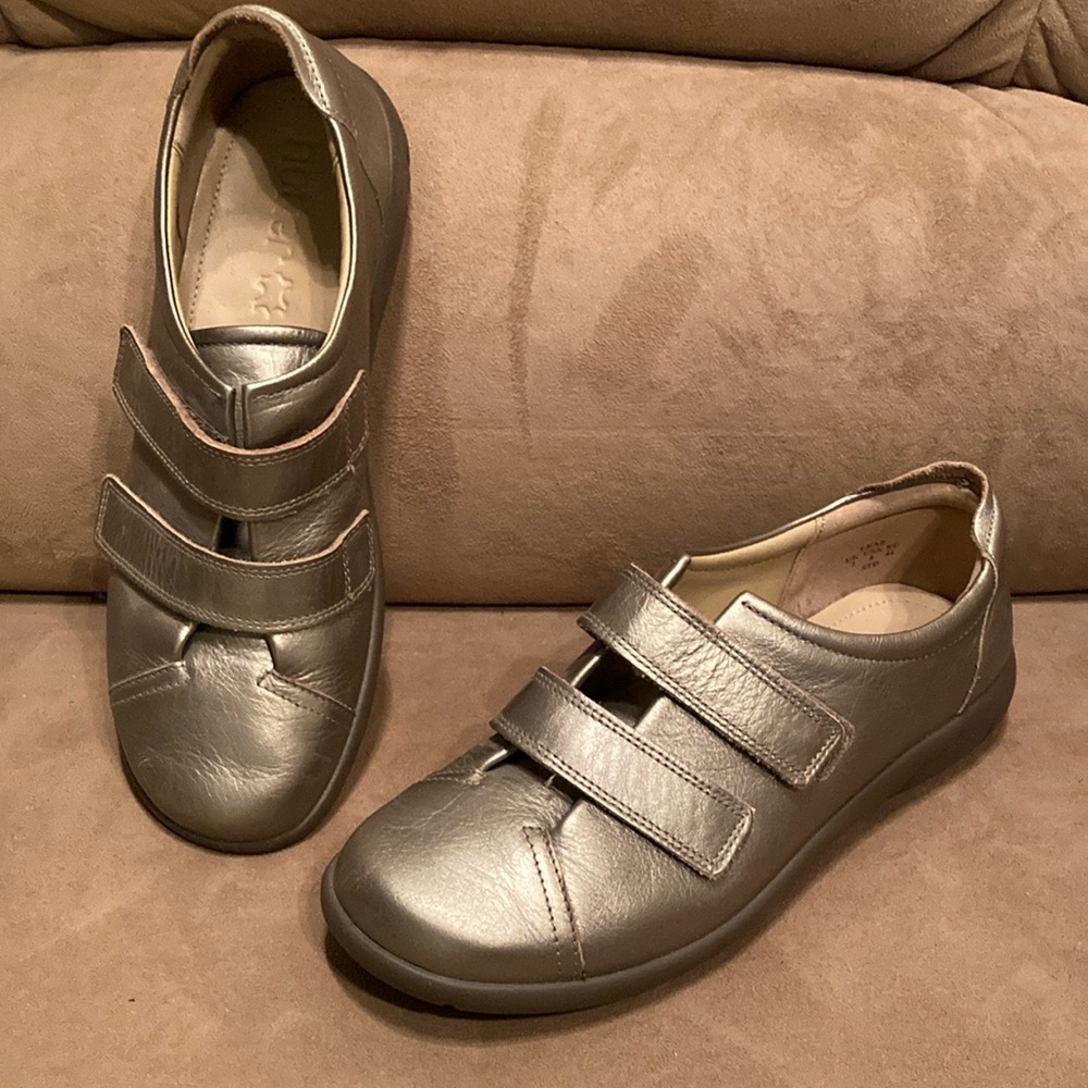 Hotter Leap Women leather shoes, Nickel Metallic, US 9, worn once, excellent
